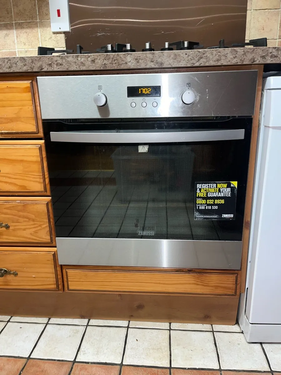 ZANUSSI Electric Oven - Image 1
