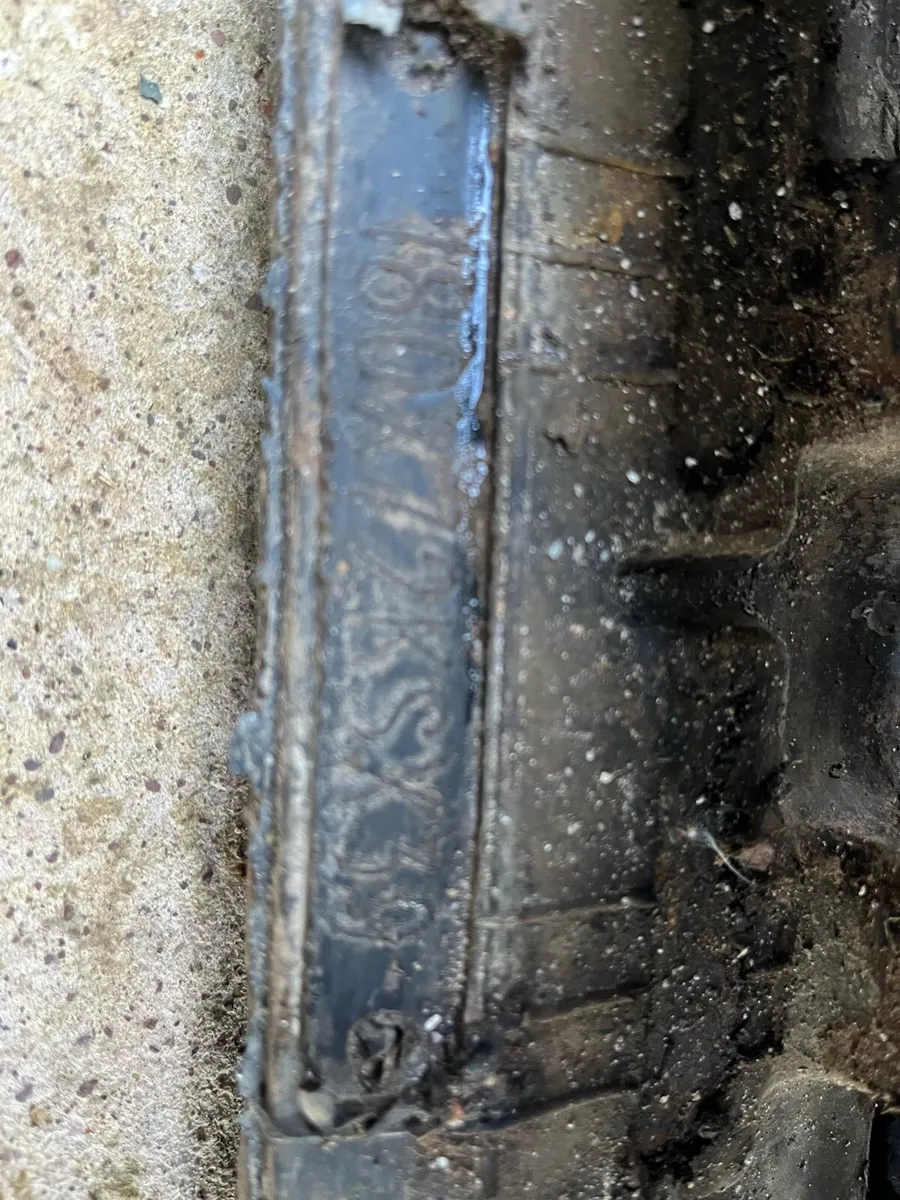 RUBBER TRACK FOR MINI DIGGER 180x72x39 - Image 2
