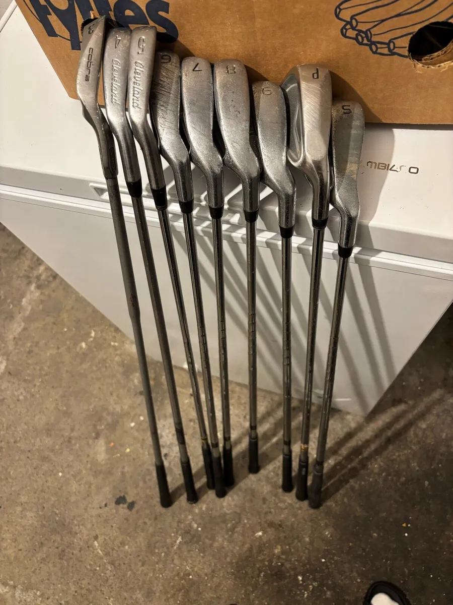 Golf irons - Image 1