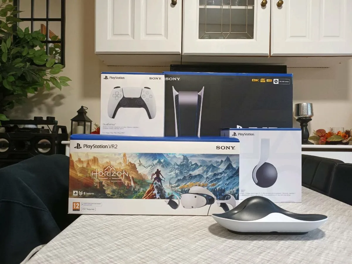 Used PS5 digital and PSVR 2.