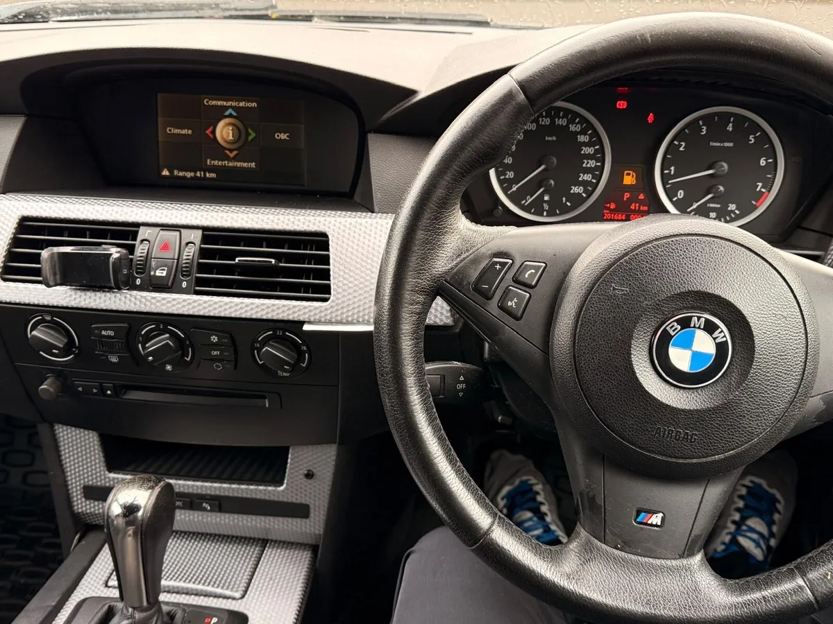 BMW 525 i m sport low miles - Image 2