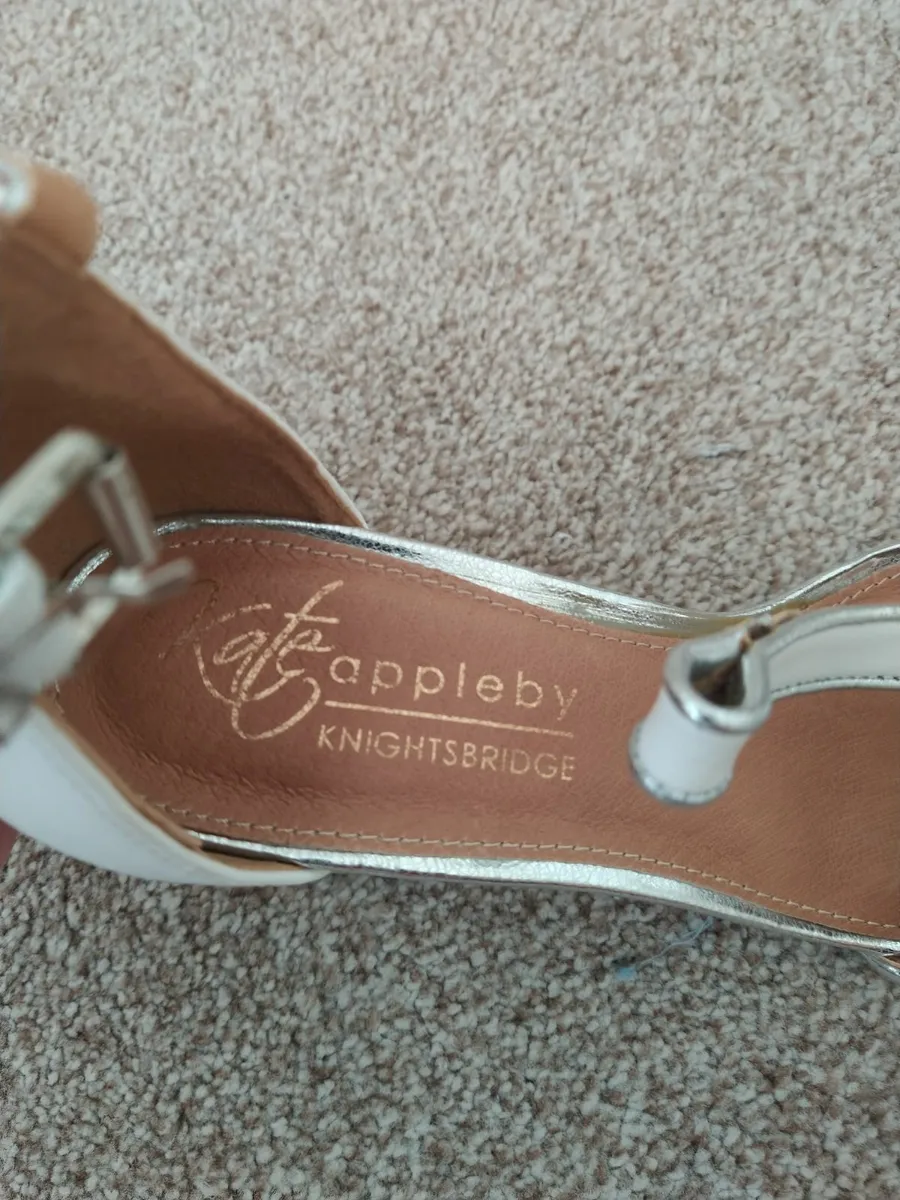 Brand new ladies sandals - Image 3