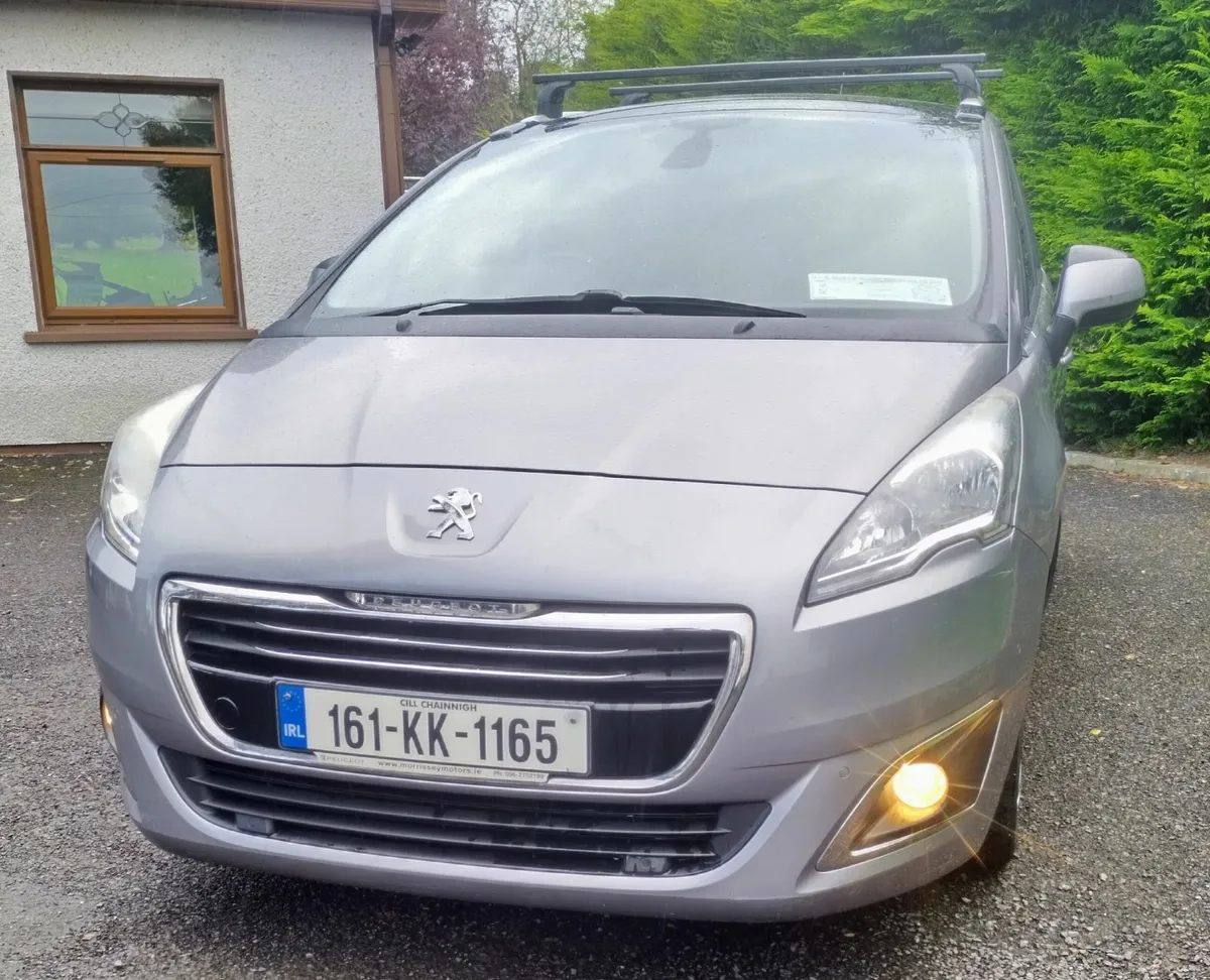 Peugeot 5008 2016 - Image 1