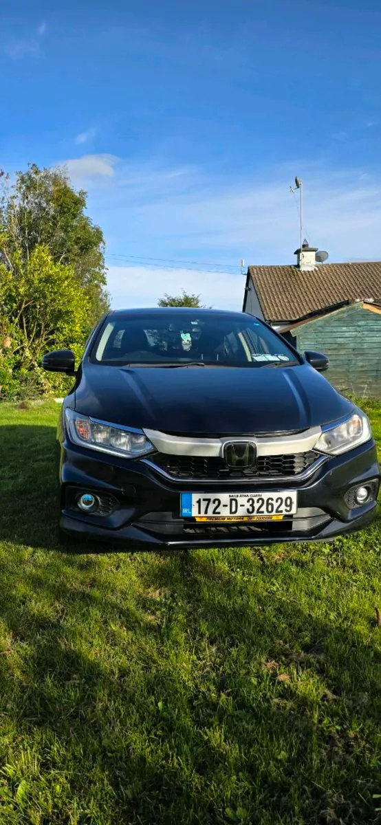 Honda Grace 1.5 hybrid, excellent condition. - Image 1