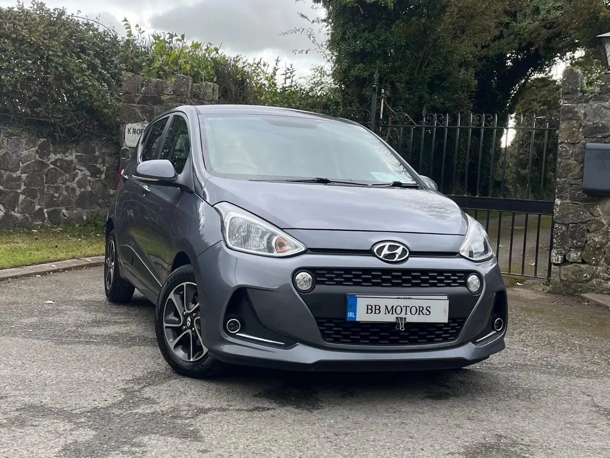 Hyundai i10 1.0 Deluxe Automatic - Image 2