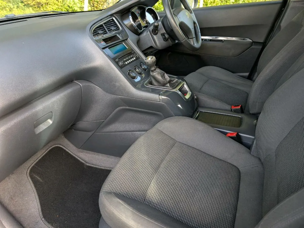 2013 Peugeot 5008 1.6 HDI Active - Image 4