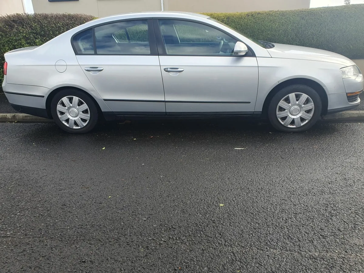 Volkswagen Passat 2007 - Image 3