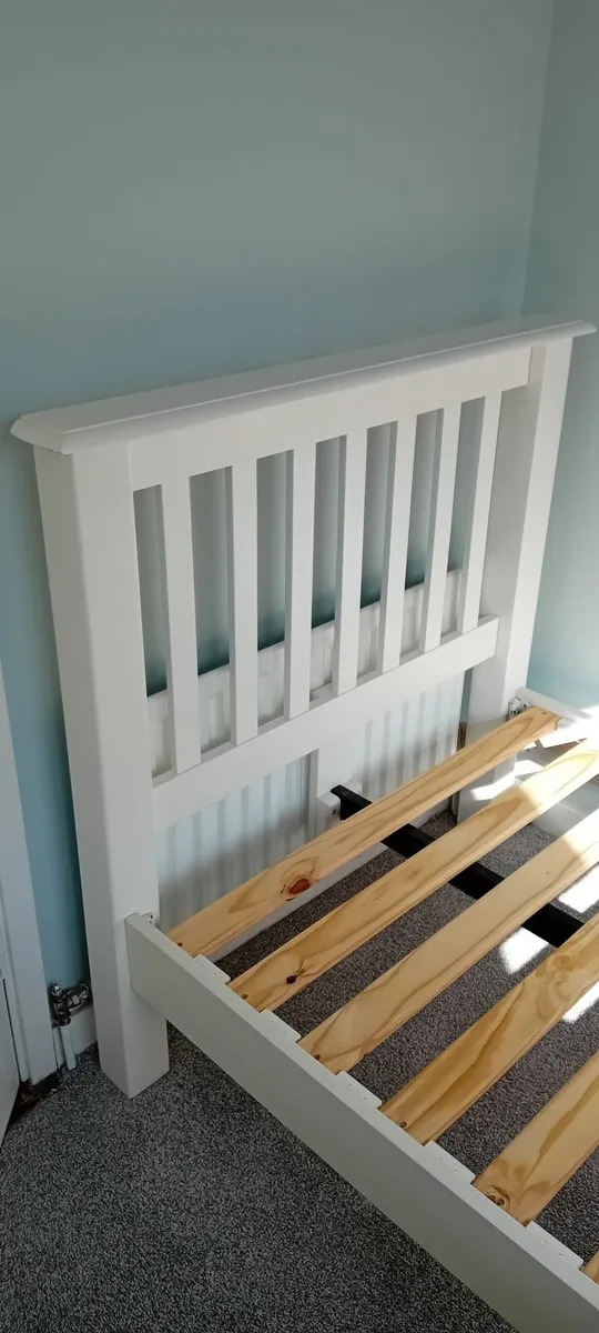 Single bed frames x2 for sale - Image 1