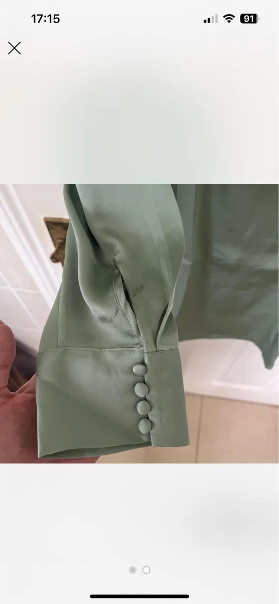Gorgeous green satin dress - Image 2