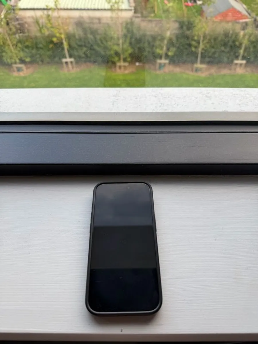 iphone 15 pro - Image 2