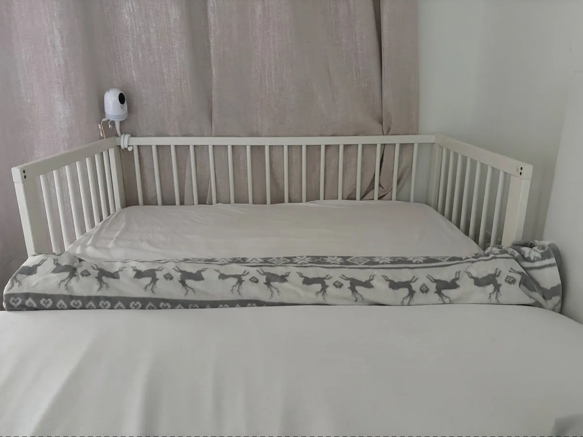 Cot and mattress - Image 1