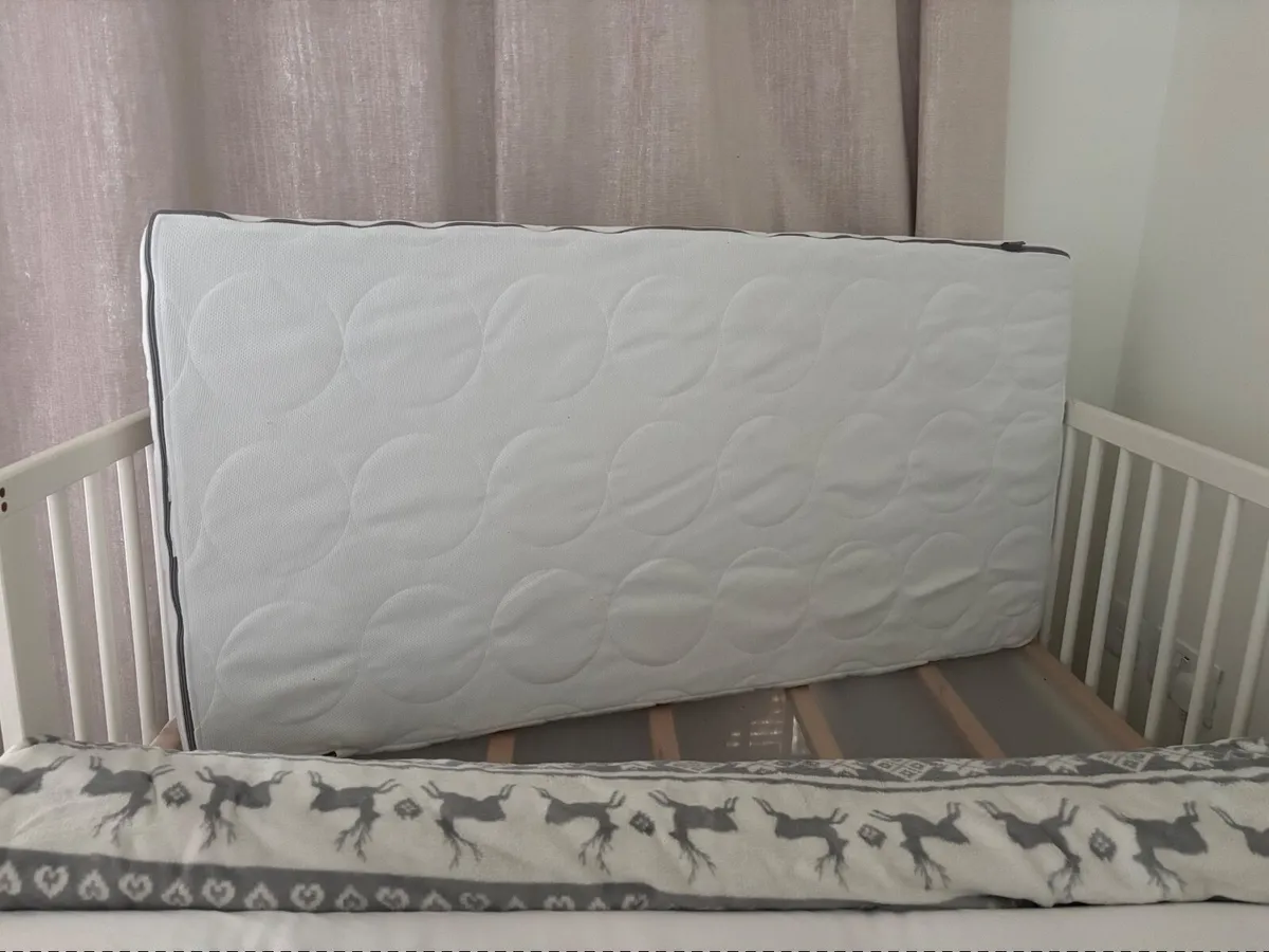 Cot and mattress - Image 2