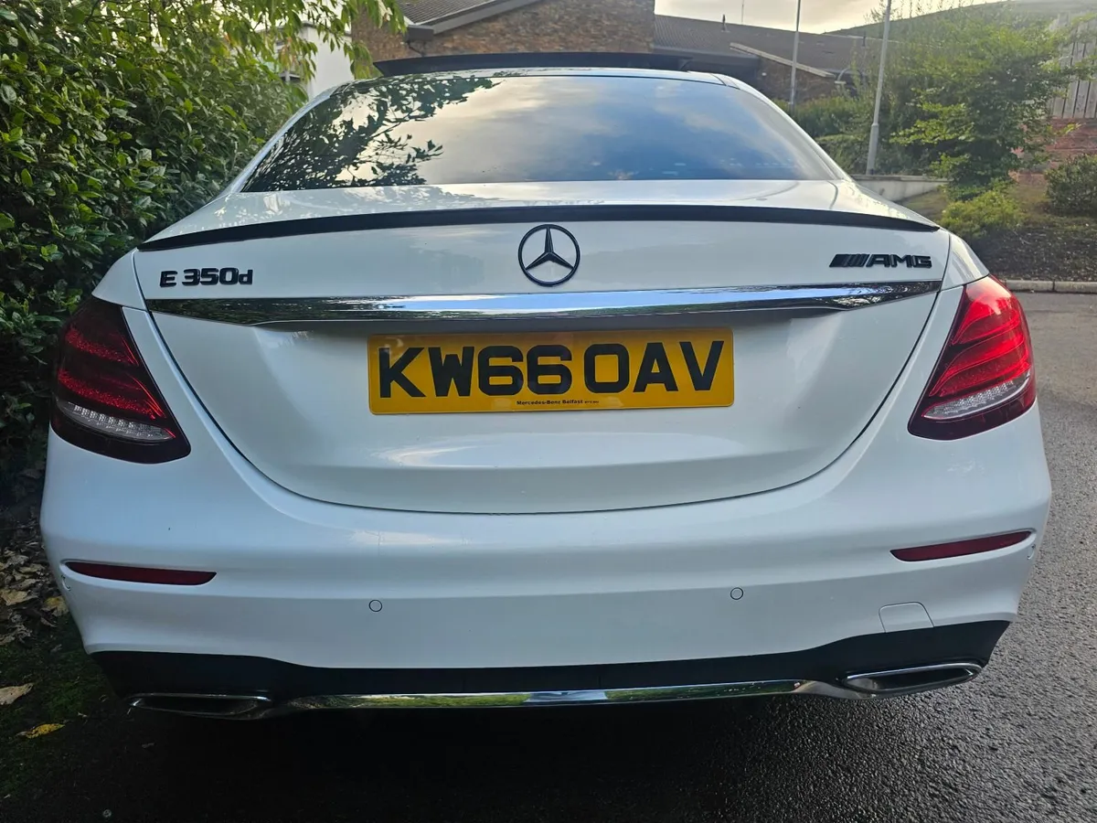 Mercedes-Benz AMG 2017 - Image 4