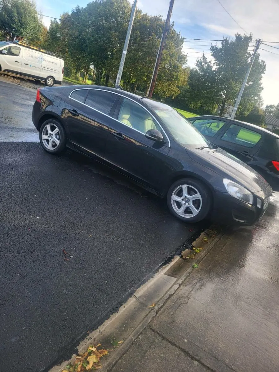Volvo s60 2012 - Image 1