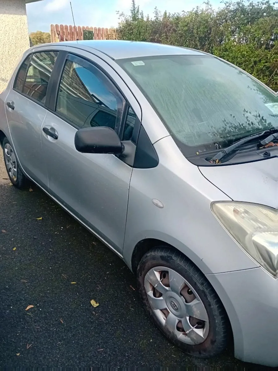 Toyota yaris - Image 3