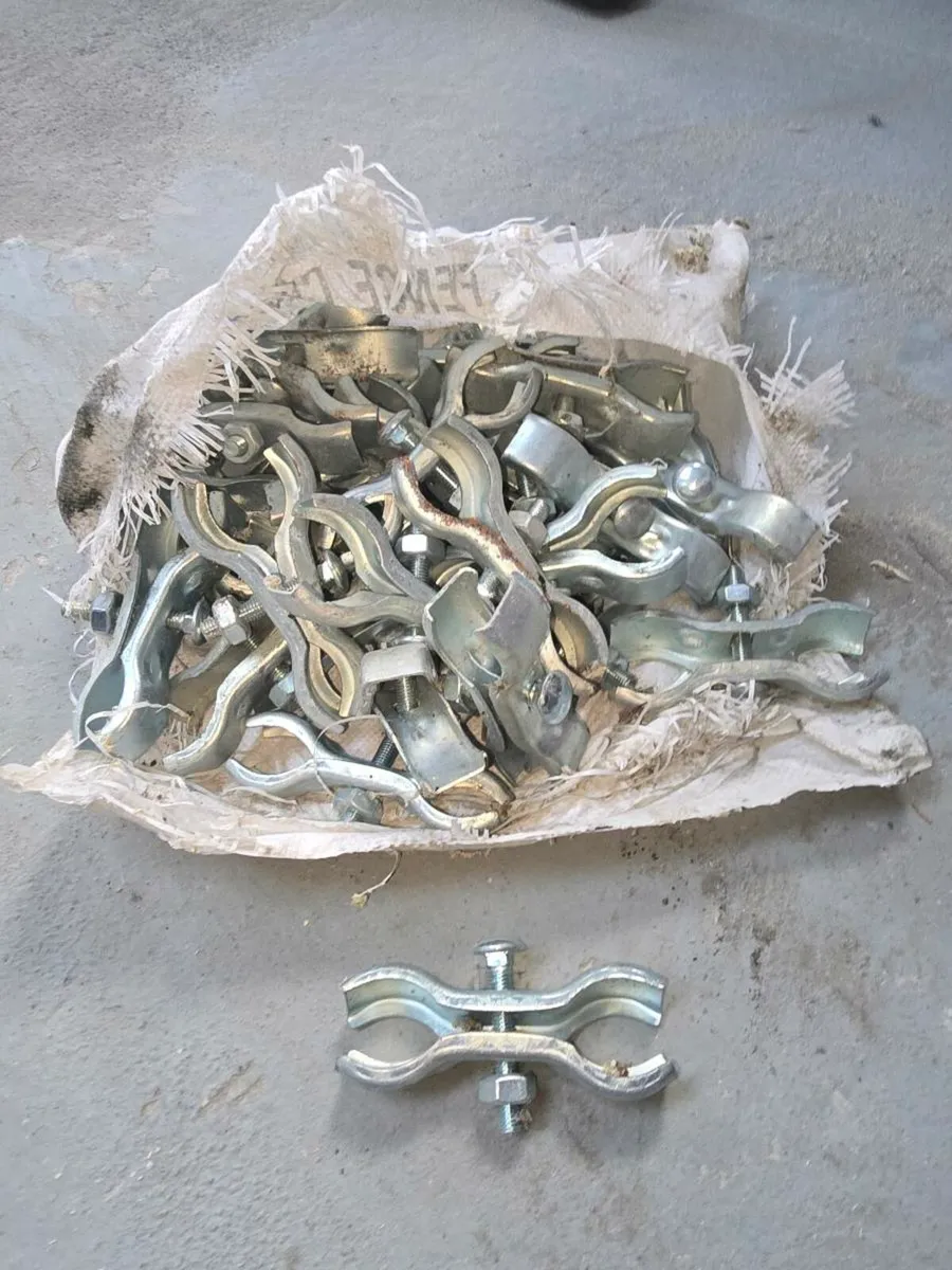Harris fencing clips - Image 1