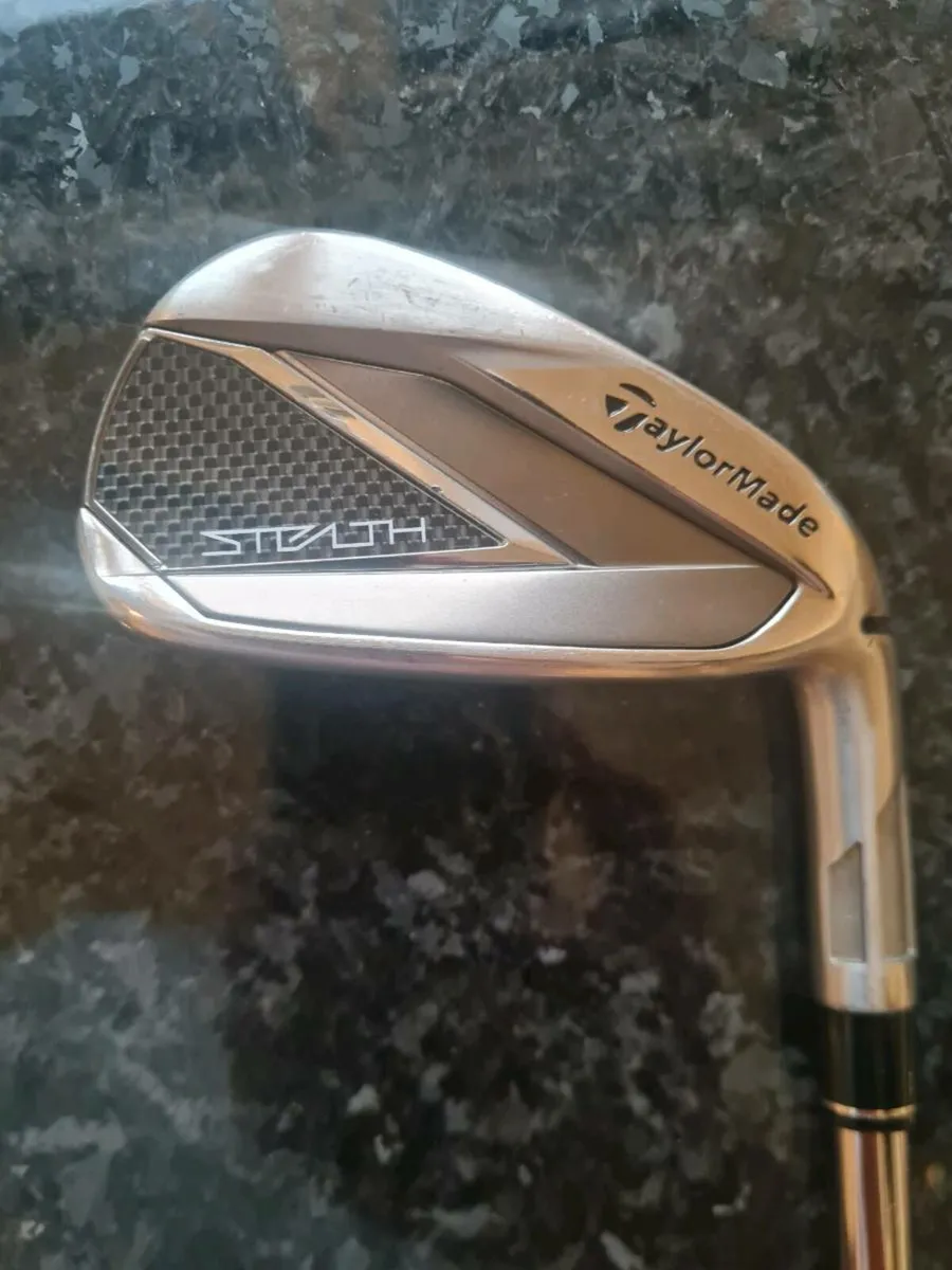 Taylormade Stealth Irons - Image 2