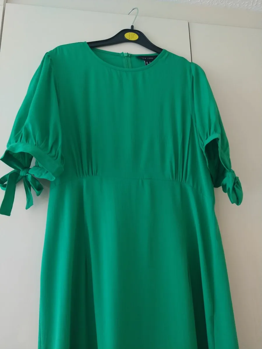 Ladies dress - Image 2