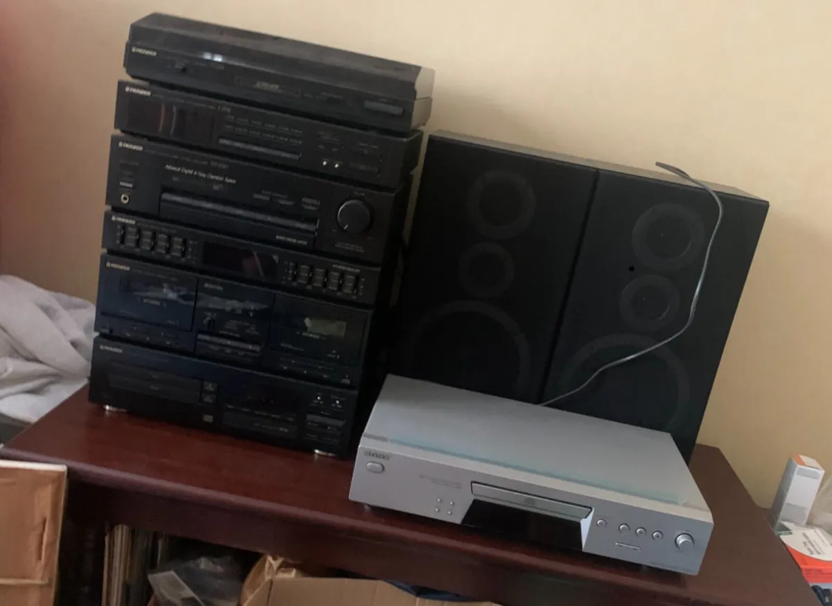 Pioneer HiFi System