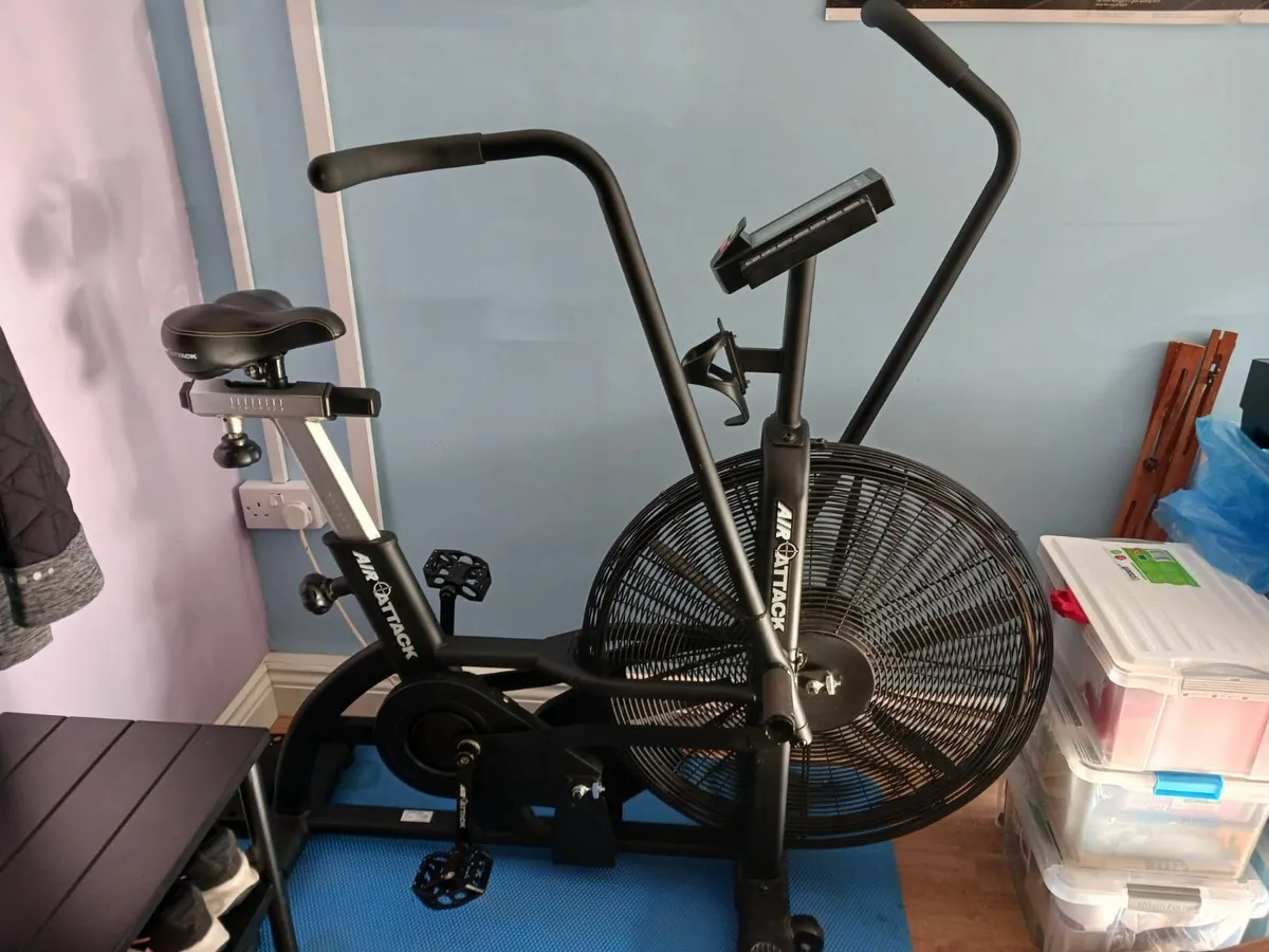 Air attack bike - Image 2
