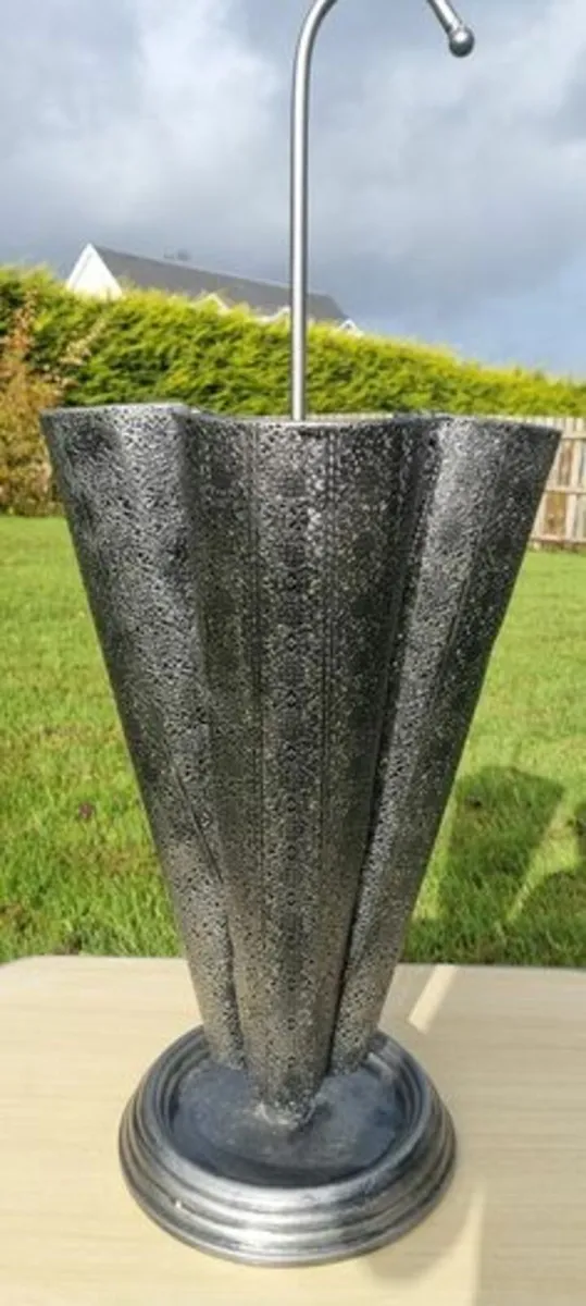 Vintage umbrella stand - Image 1
