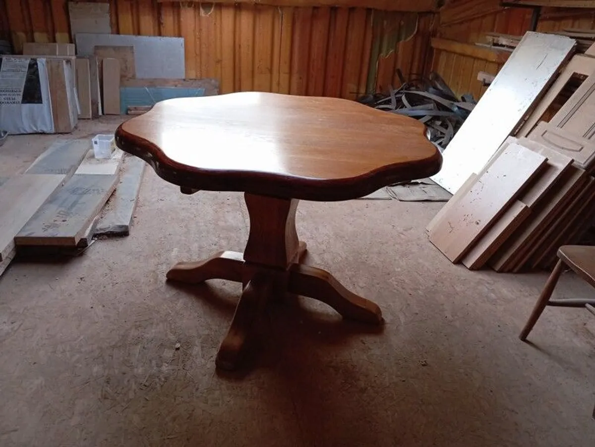 solid oak table - Image 4