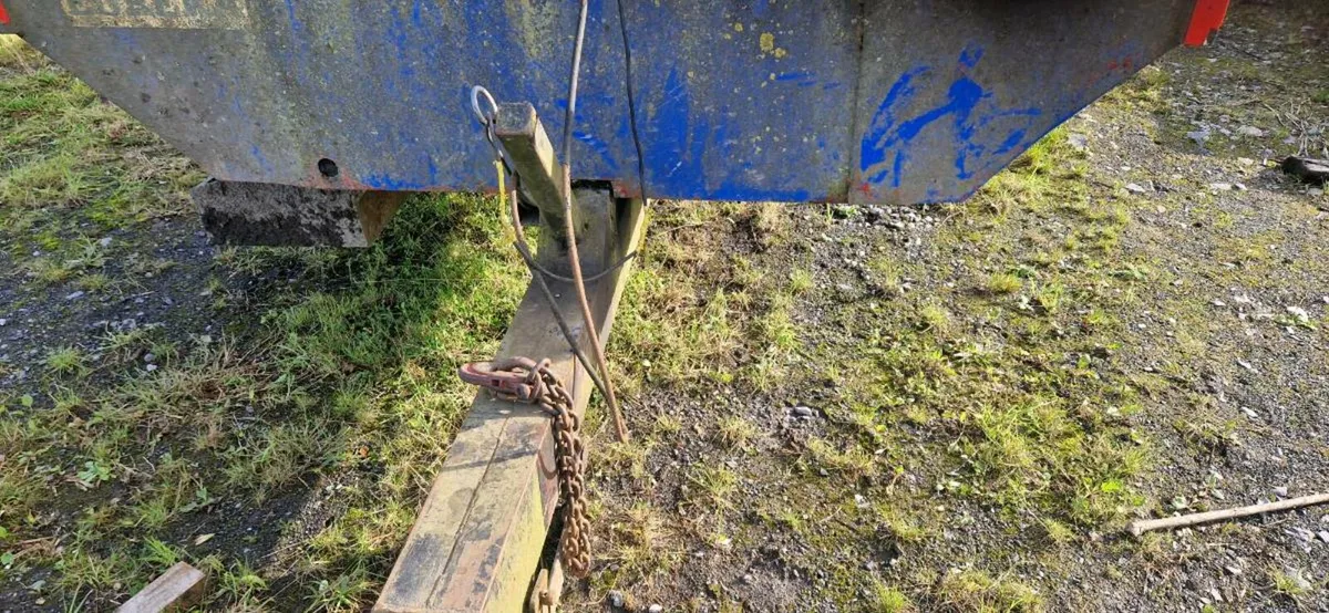 Bale trailer - Image 2