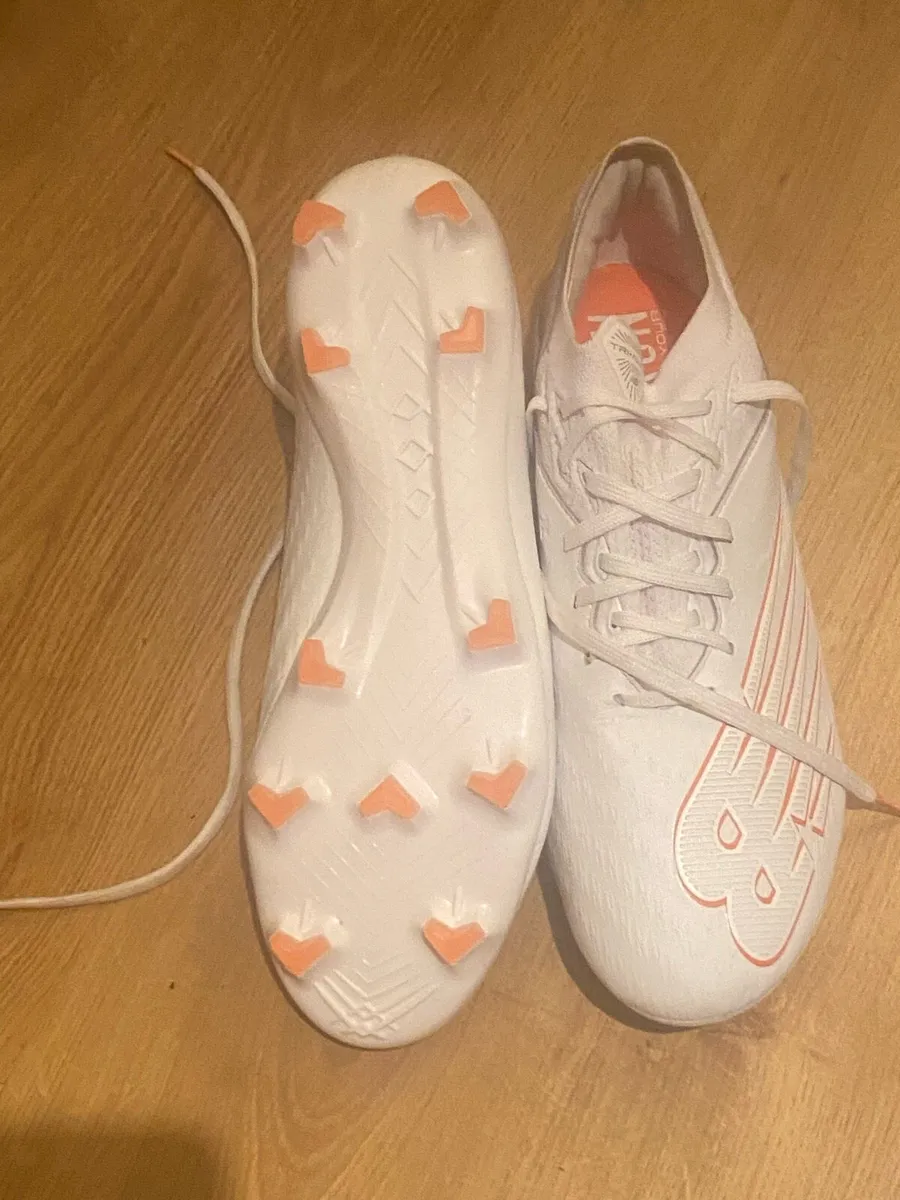 NB Furon Tri Aura (Size 10.5 UK) - Image 2