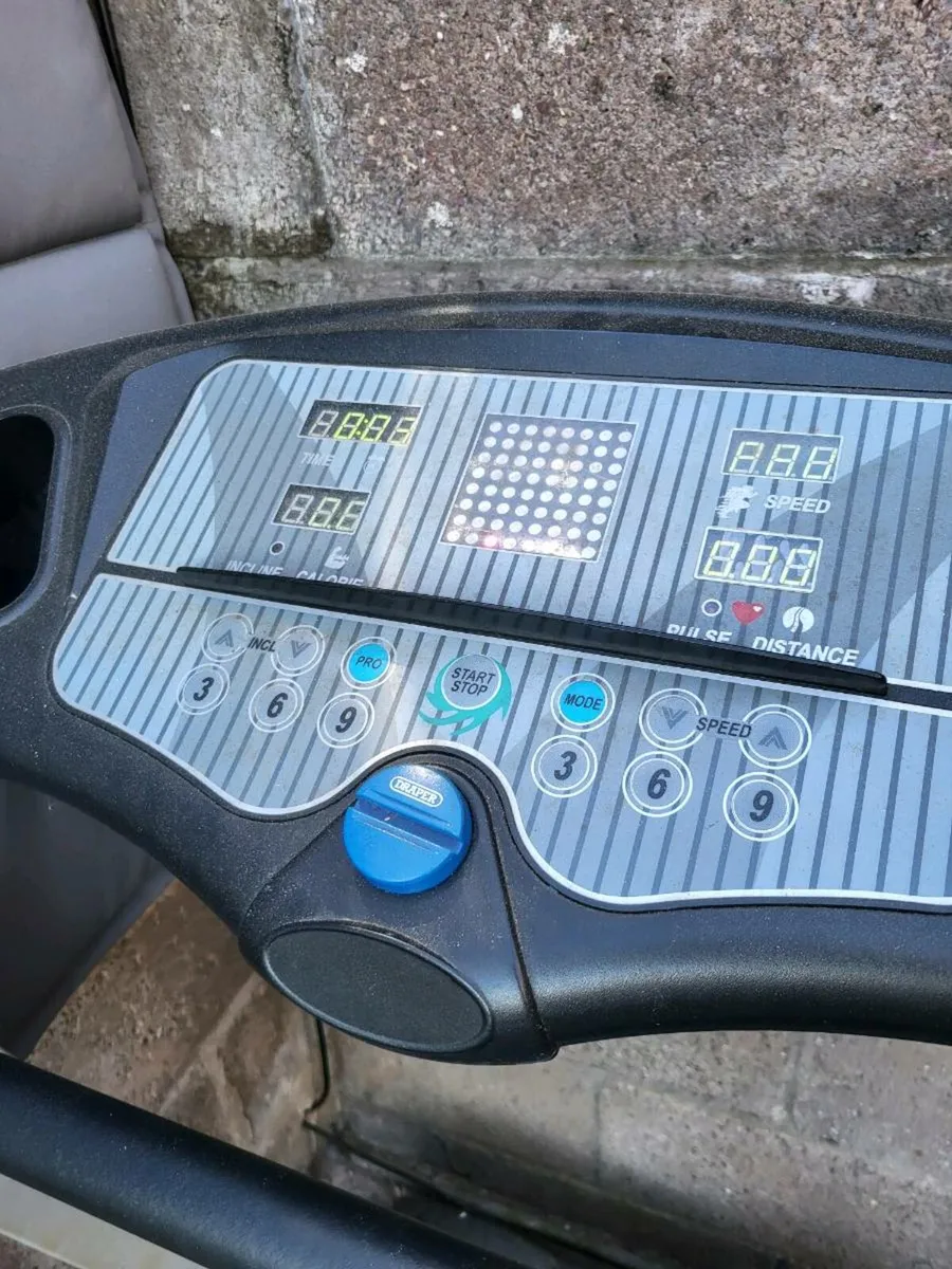 Treadmill - Image 1