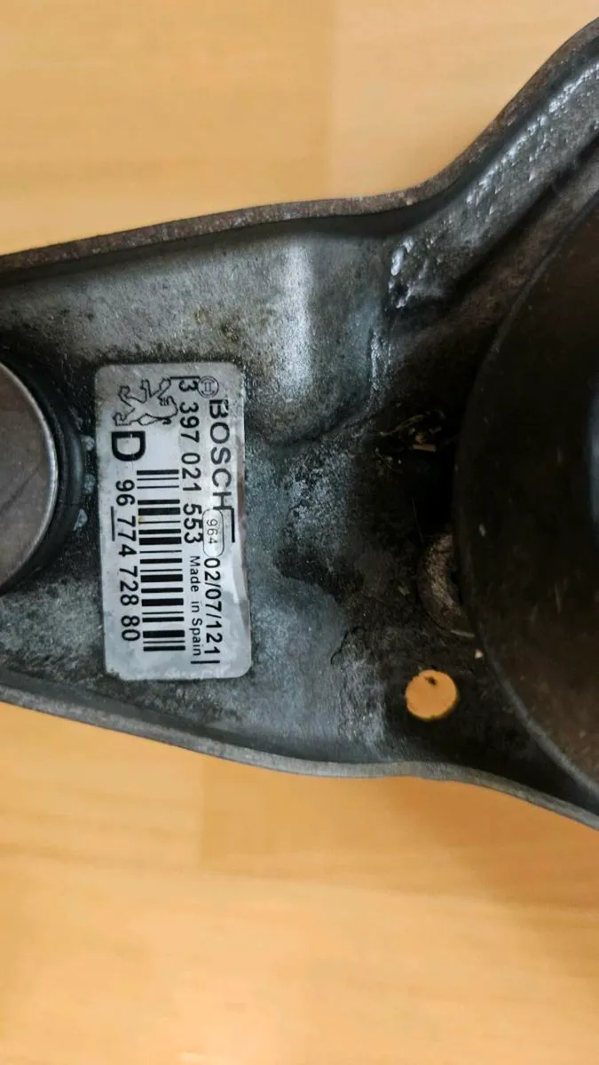 Wiper Motor for Peugeot 508 right - Image 2