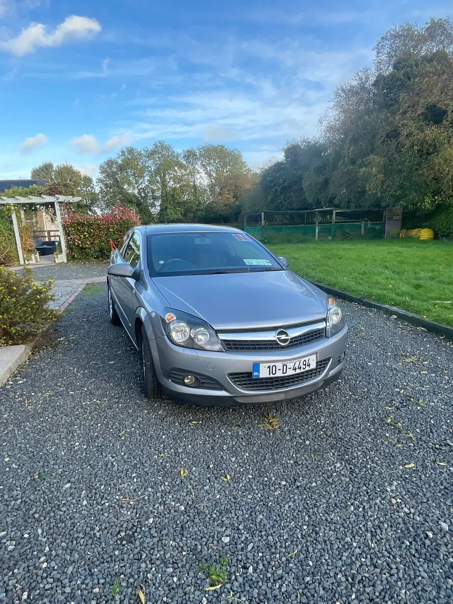 Opel Astra - Image 1