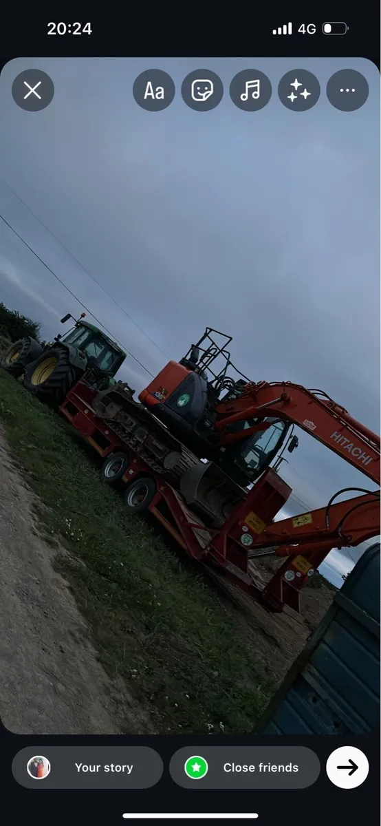 6910 and lowloader - Image 2
