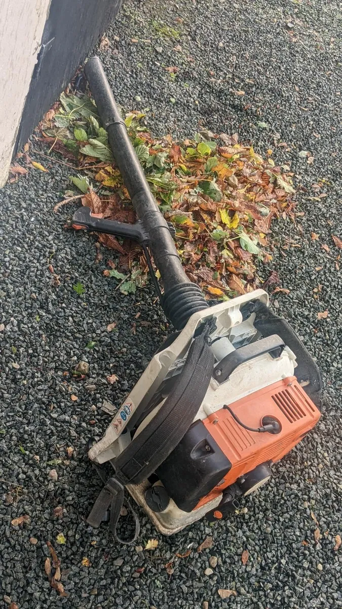Stihl leaf blower - Image 2