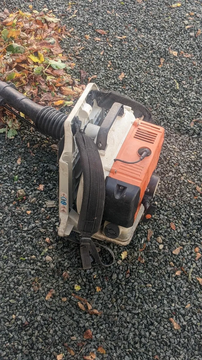 Stihl leaf blower - Image 4