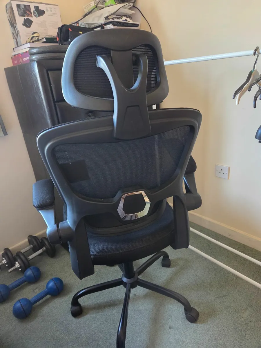 Computer Chair - Image 1