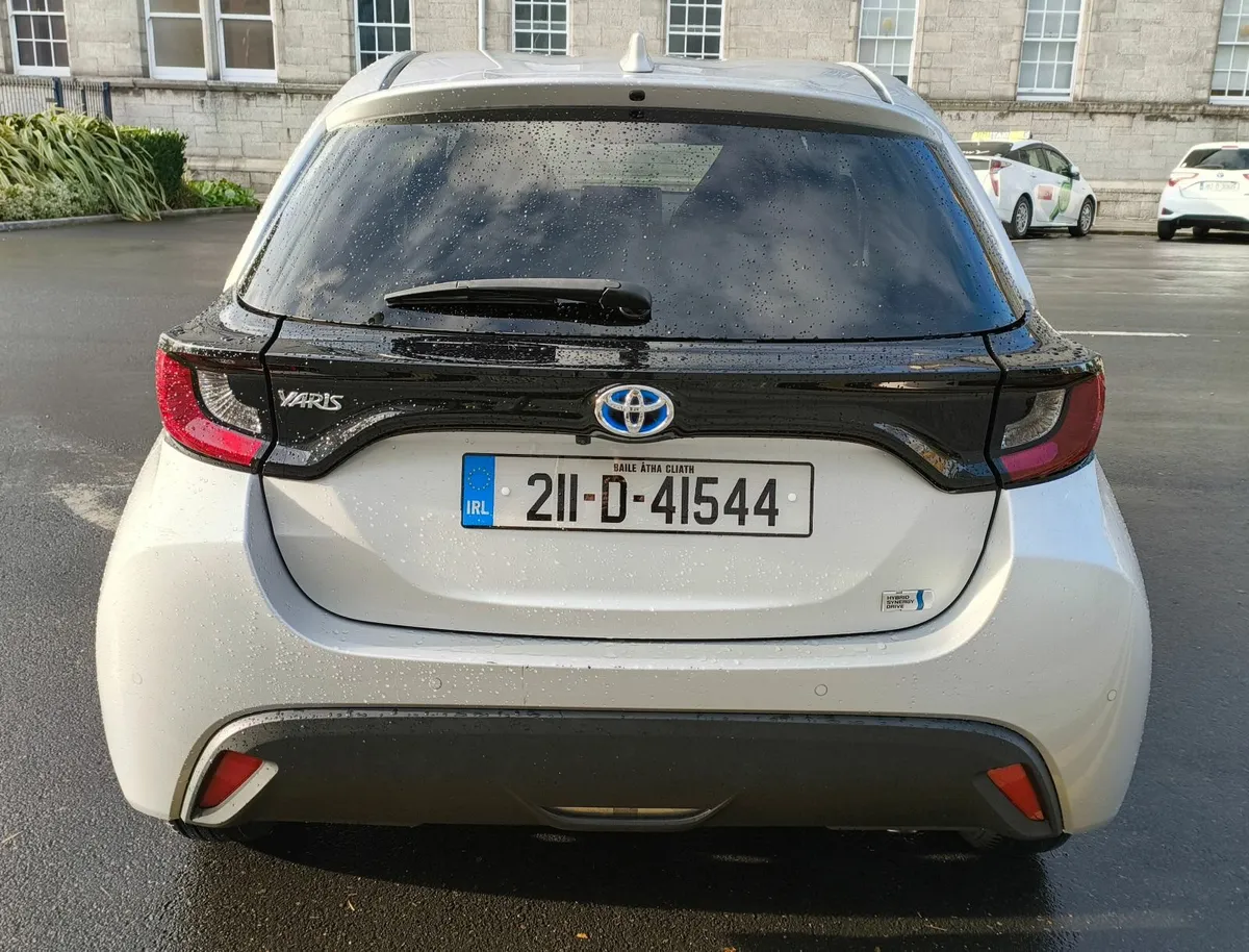 Toyota Yaris Hybrid – 2021 – NCT 09/2027 - Image 4
