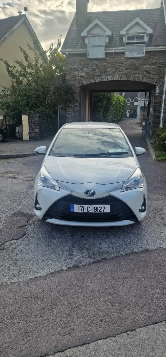 Car - Image 1