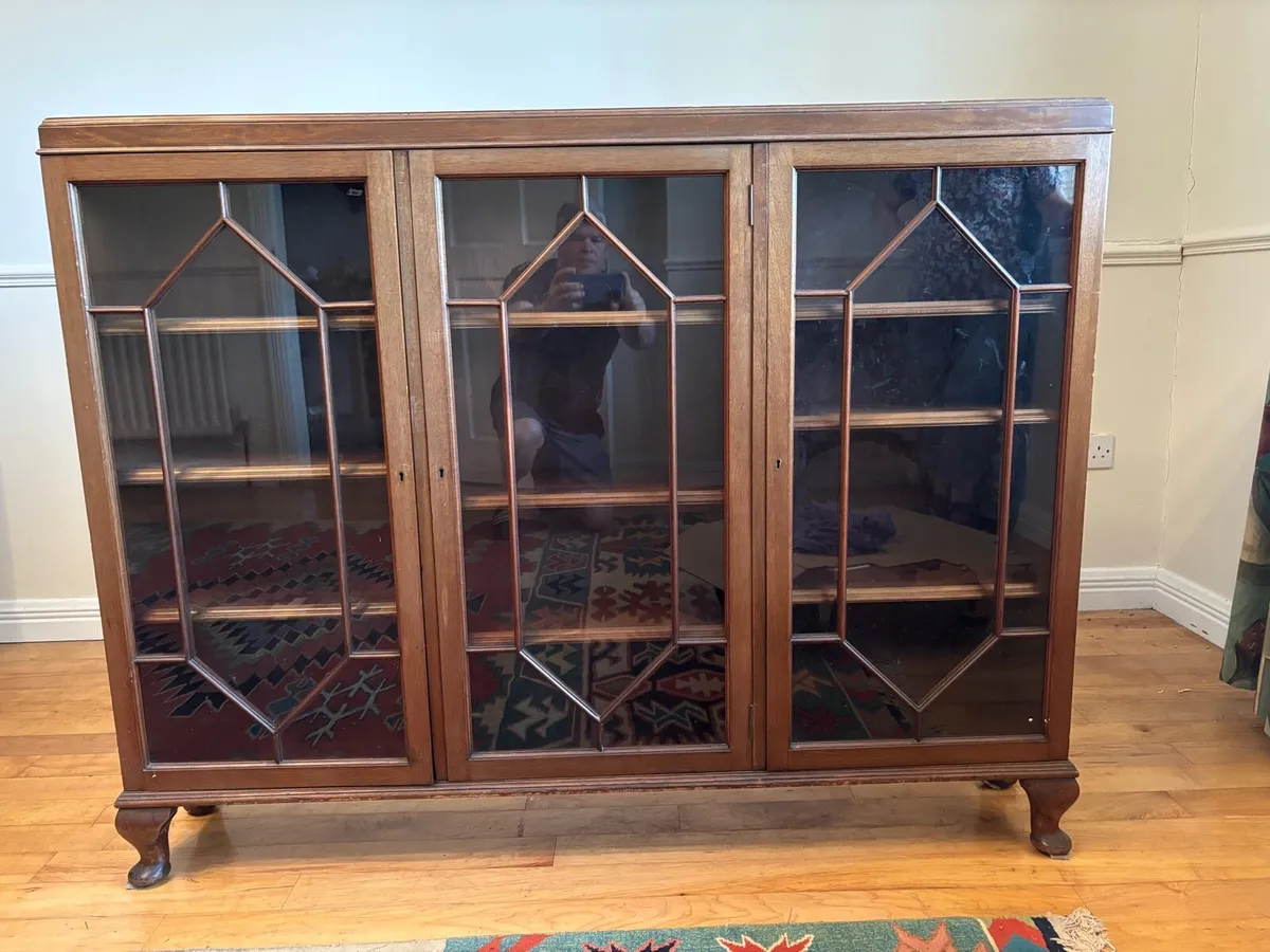 Bookcase - Image 4