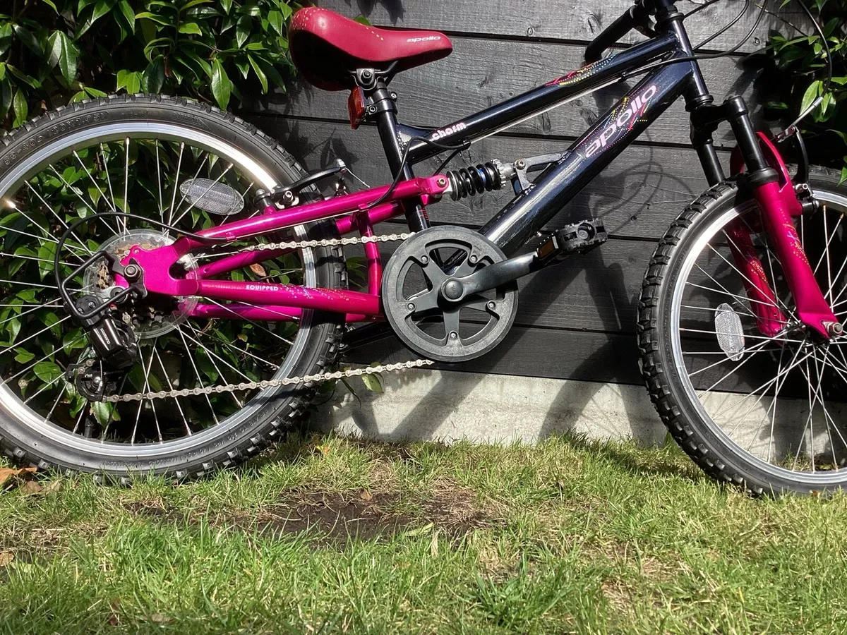 PRISTINE CONDITION APOLLO BICYCLE - Image 3