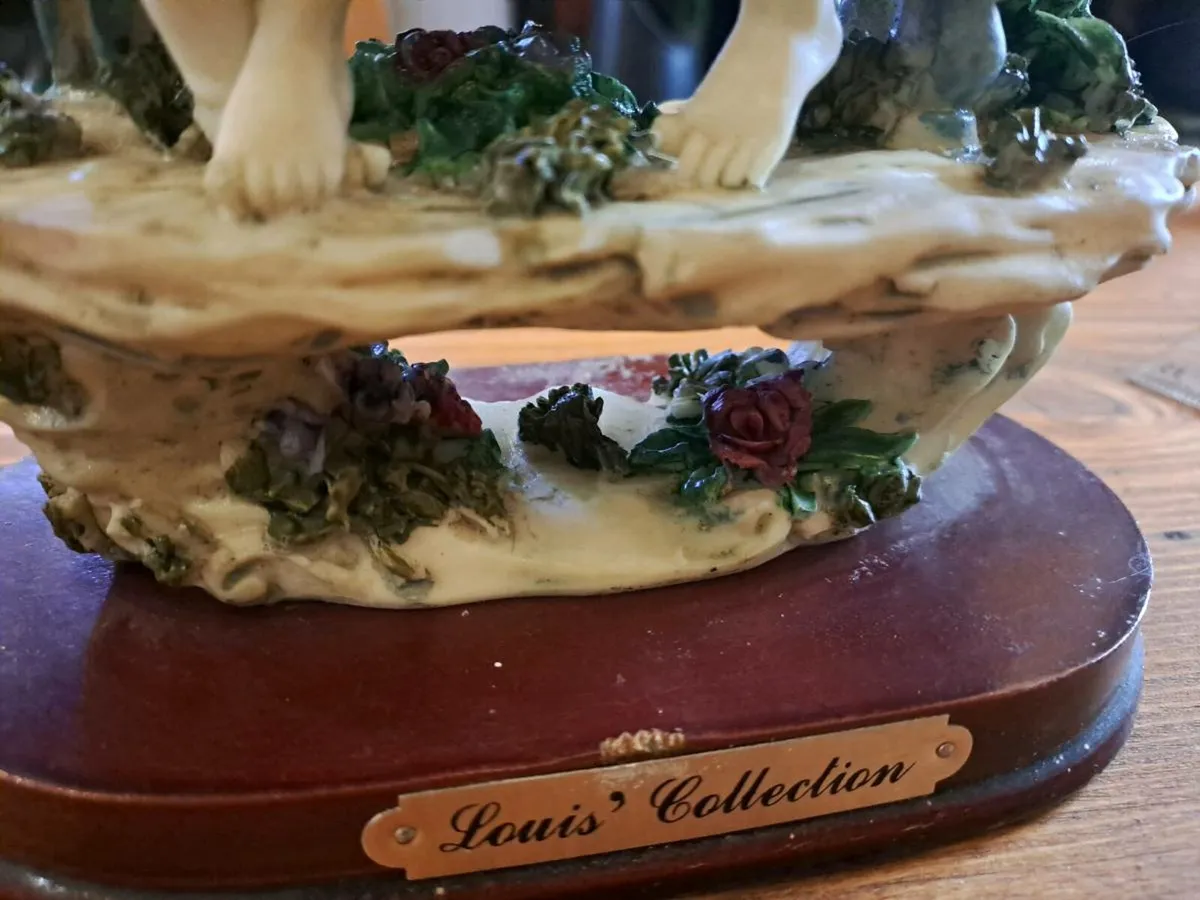 Louis' Collection figurine - Image 3