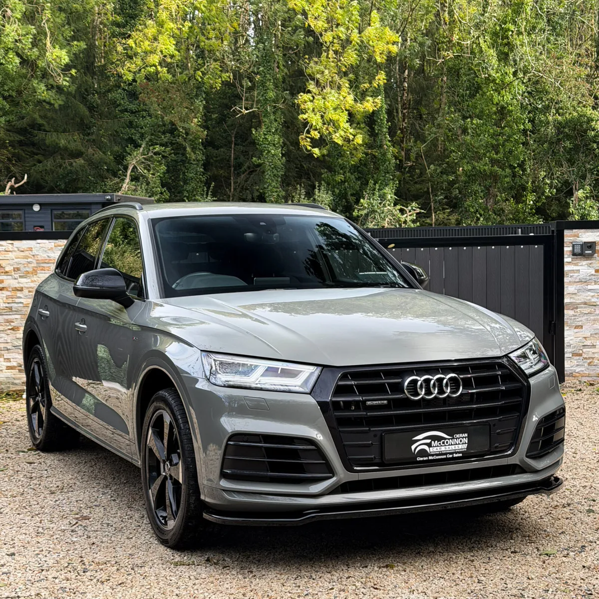 2020 (202) Audi Q5 S-LINE BLACK EDITION 50 QUATTRO - Image 3