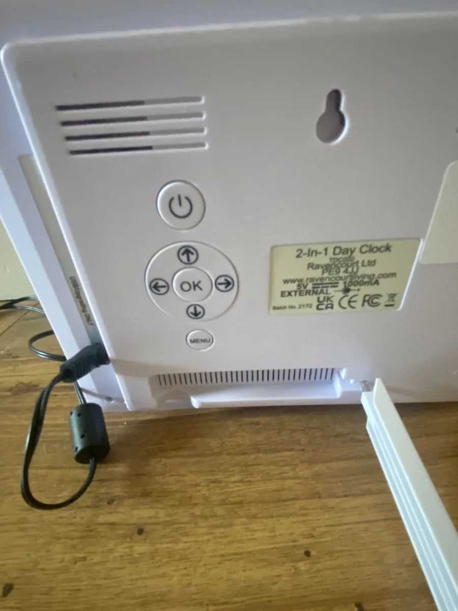 Large Display Clock - Image 2