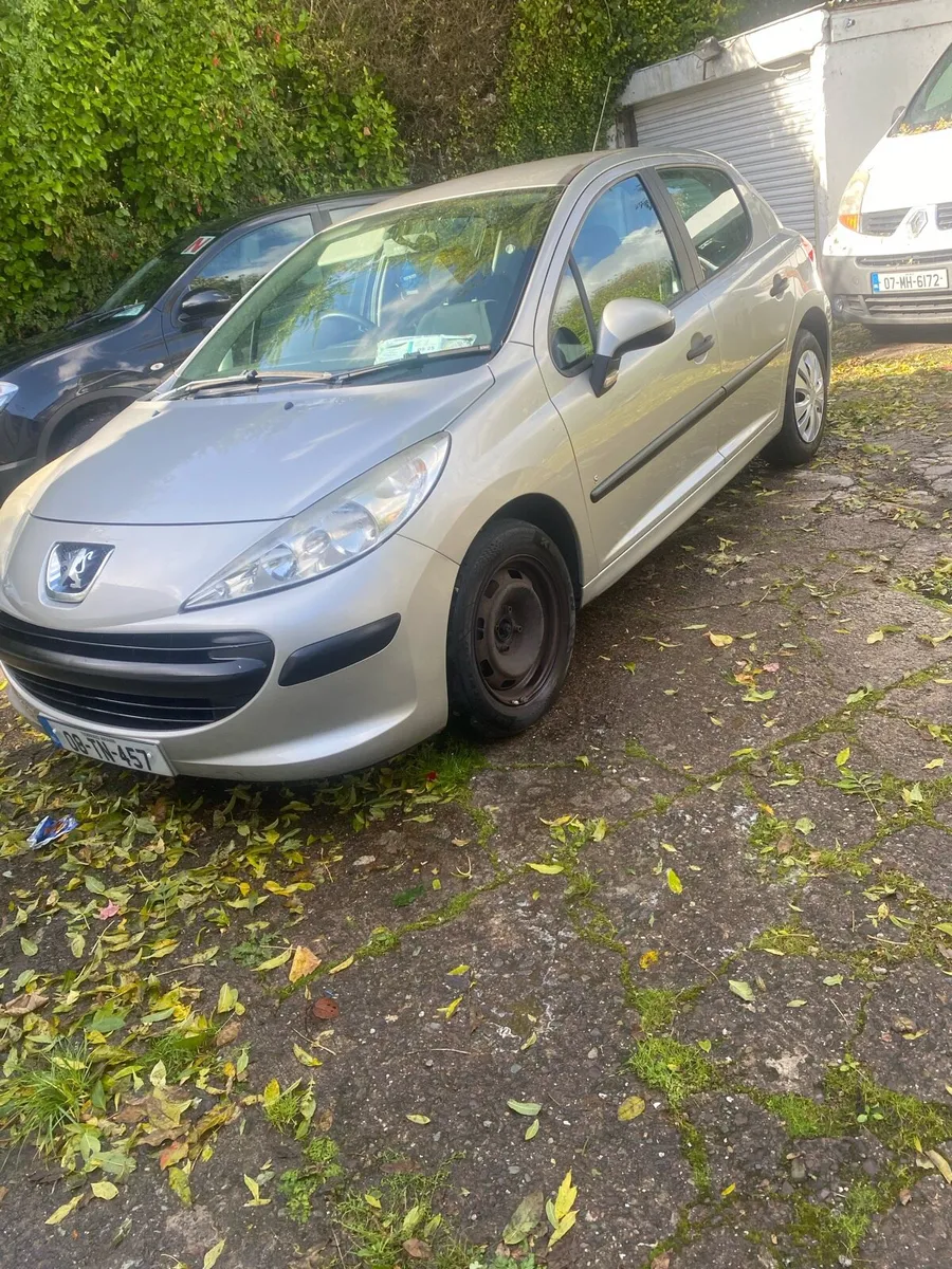Peugeot 207 - Image 2