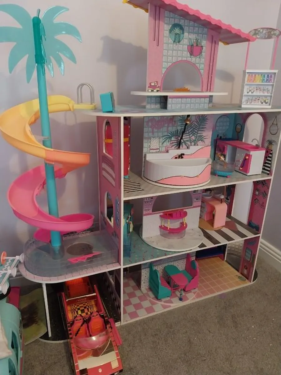 Dolls house - Image 3