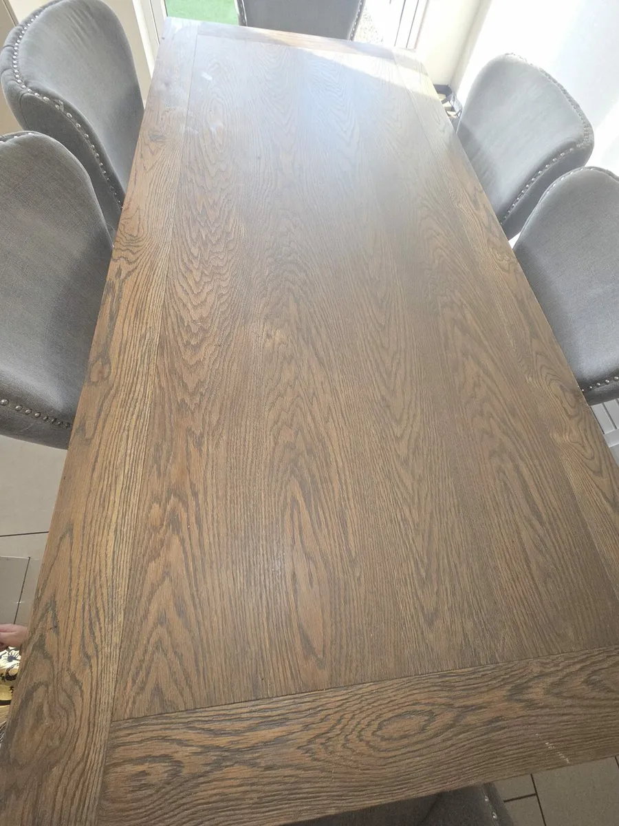 Dining - Image 4