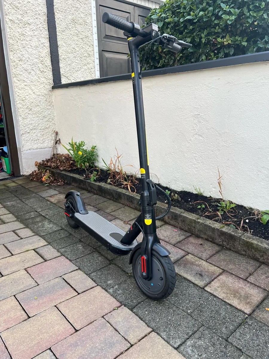 Electric scooter - Image 1