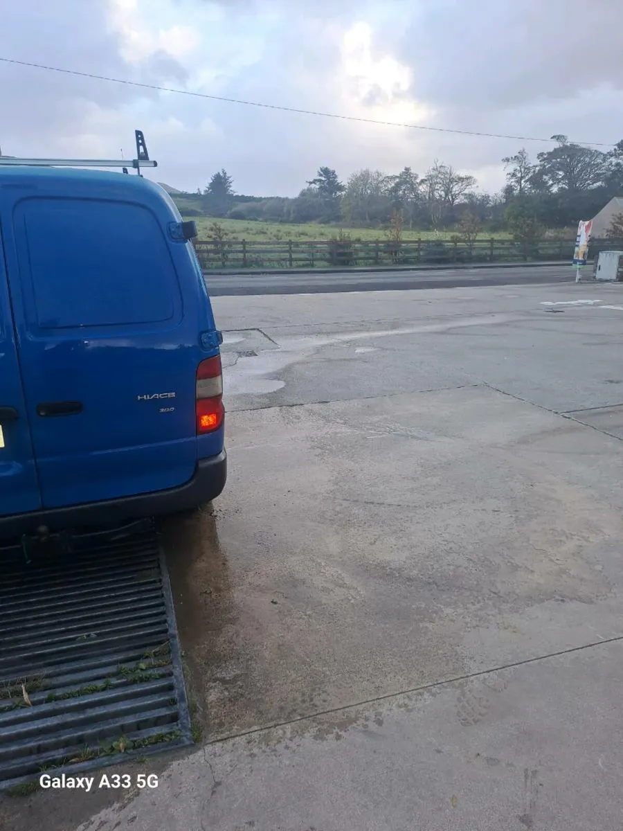 Toyota hiace test taxed - Image 3