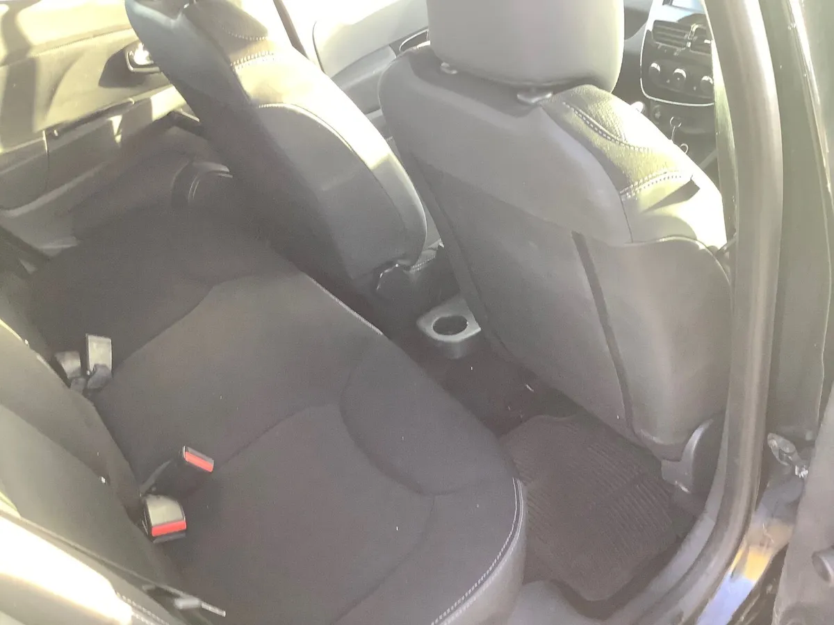 2014 Renault Clio 1 petrol..new nct….serviced - Image 4