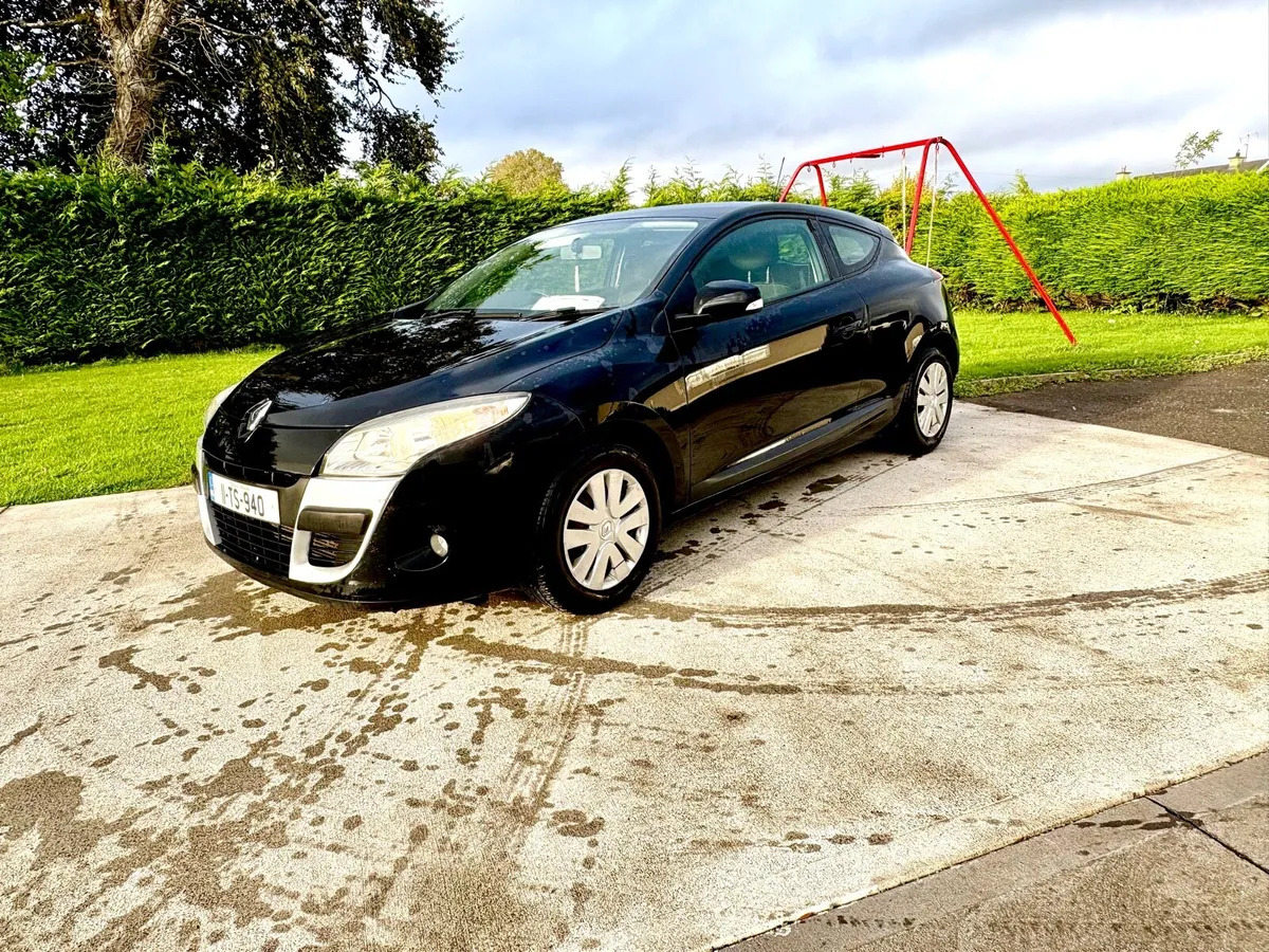 2011 RENAULT MEGANE COUPE NCT 03/26 - Image 1