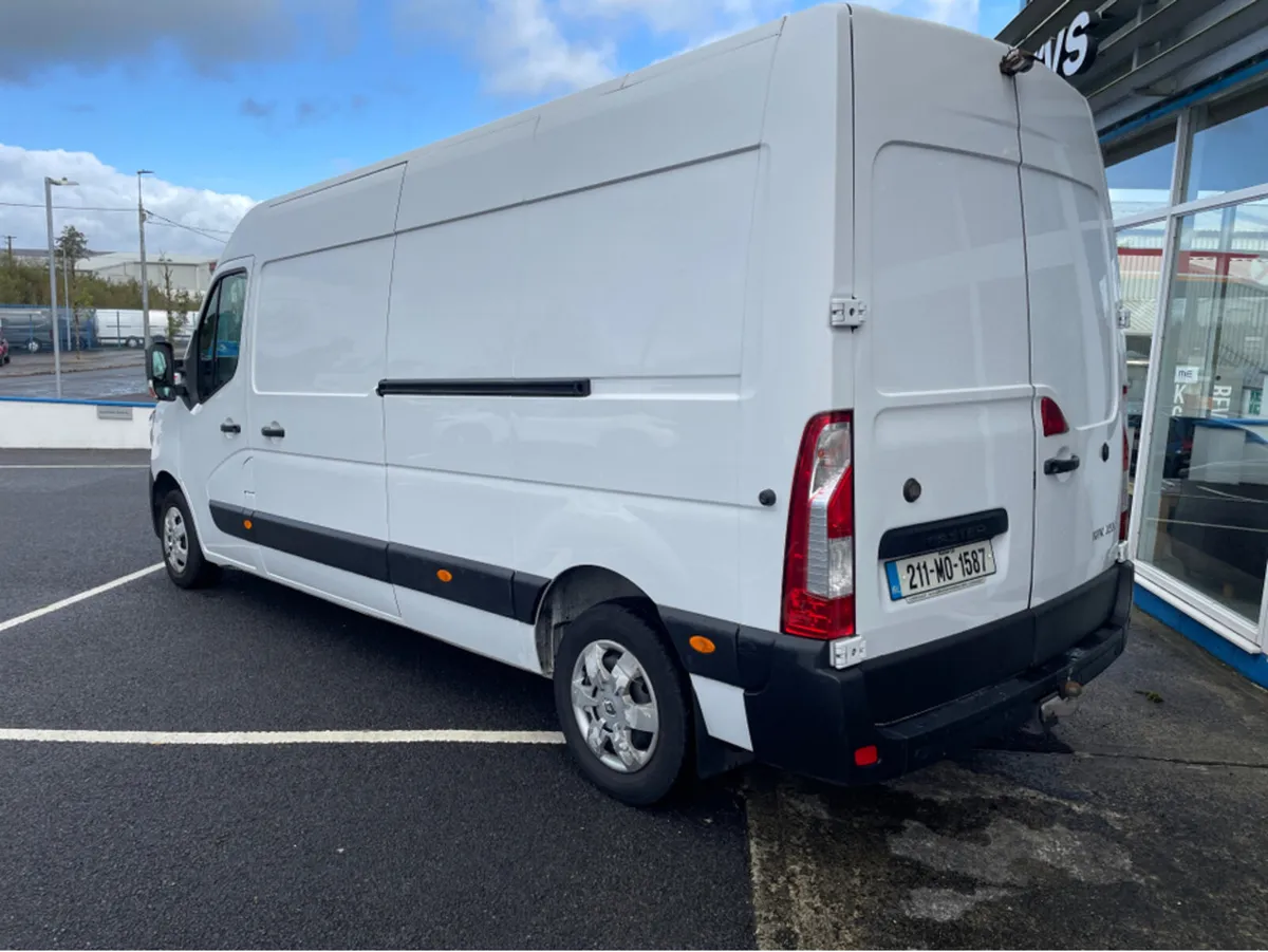 Renault Master FWD LM35 ENERGY DCI 150 BUSINE - Image 2